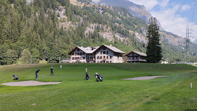 Le montagne di Piemonte e Valle D’Aosta protagoniste delle tappe estive di HD Golf